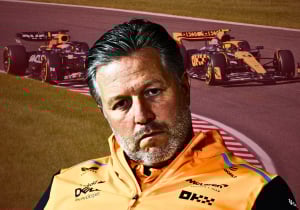 VIDEO | McLaren nerveus door Verstappen, overweegt andere aanpak voor Piastri en Norris