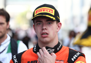 Pijnlijke crash Richard Verschoor zorgt voor vroegtijdig einde in kwalificatie F2