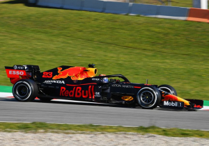 Horner: "Verstappen kon niet testen met RB16 door quarantaineregels"