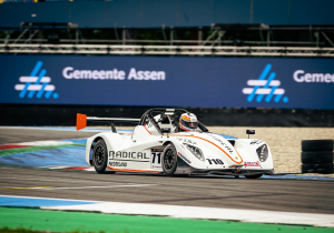 Oscar Vianen floreert tijdens JACK's Racing Day: "To finish first, first you have to finish"