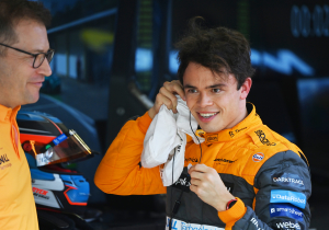 Webber ziet De Vries leider AlphaTauri worden: "Waardevolle ervaring Mercedes"