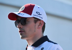 Leclerc is Halo dankbaar: 'Weet niet hoe ik er zonder vanaf was gekomen'