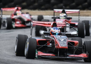 Toyota Racing Series: Verschoor wint seizoensafsluiter, maar loopt titel mis