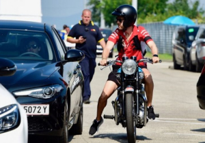 IN BEELD: Teams maken zich klaar voor de zaterdag op de Hungaroring