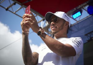 Lewis Hamilton: "Kan niet zeggen wie het snelste is"