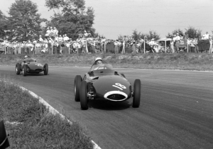 Formule 1 reageert op overlijden Formule 1-legende Stirling Moss (90)