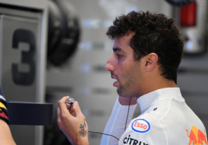 Ricciardo over rode vlag-situaties: 'Eigenlijk hoefde geen van ons gestraft te worden'