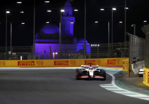 Magnussen na loodzware Saoedische GP: "Heb geen nek meer over"