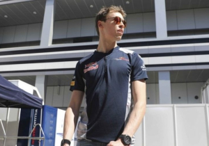 Schorsing dreigt voor Kvyat, Rus weigert rijstijl aan te passen