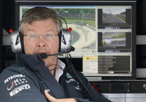 Formule 1-directeur: "Verstappen is opwindend element in de sport"