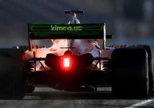 Alonso ergert zich aan uitzenden boordradiofragmenten: "Ik begrijp de gedachte erachter niet"