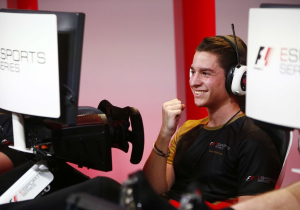 Voormalig simracekampioen krijgt stoeltje in Formule 2