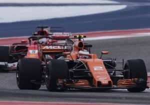 McLaren: 'Ontwerp moet aangepast worden voor Renault-motor'