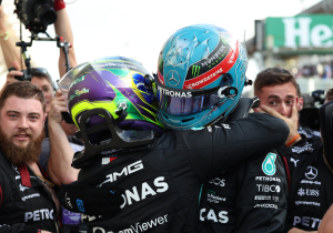 Hamilton revela qué ha hecho que todo el equipo de Mercedes tenga hambre