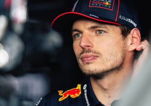 Verstappen waarschuwt voor ongemak in Monaco: 'Ik ga alvast een nieuwe rug bestellen'