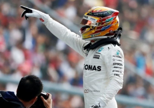 Hamilton voelt zich niet comfortabel als leider in het WK-klassement
