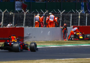 2e vrije training Groot-Brittannië: Vettel de snelste, Verstappen crasht