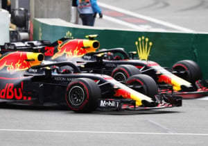 What is BeoutQ, and why are F1 desperate to shut them down?