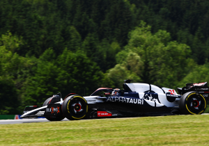 Verstappen, De Vries en zeven andere coureurs verwisselen motoronderdelen in Oostenrijk