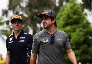 Verstappen's 'attack mode' praised by Alonso