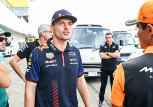 Verstappen blijft als 'GOAT' met beide benen op de grond: "Iedereen gaat naar dezelfde wc"