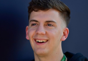 Broer Sebastian Vettel breekt 'familietraditie' en tekent bij Mercedes