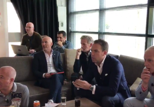 VIDEO: De opengevallen monden bij de Ziggo-analisten na de start van Verstappen