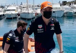 VIDEO: Verstappen arriveert in stijl voor thuiswedstrijd Monaco