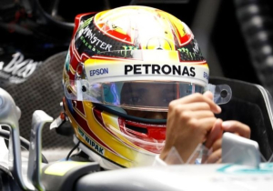 2e vrije training Oostenrijk: Hamilton opnieuw de snelste, Verstappen vierde