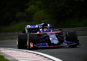 Albon over zijn crash: "Was een stomme fout"