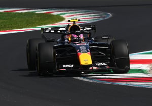 Red Bull past auto zonder toestemming aan, FIA stuurt Lawson en Alonso naar pitstraat