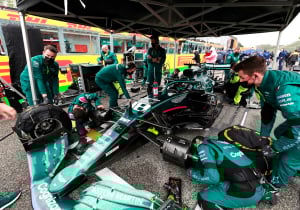 Stroll “positive” despite regulation “hurt” at Aston Martin