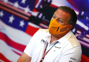 Brown bevestigt gesprekken met Volkswagen Group: 'Hoor dat ze iets met Red Bull gaan doen'