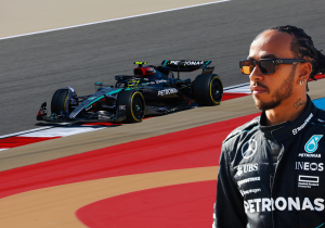 Hamilton caught on team radio complaining about Mercedes issue