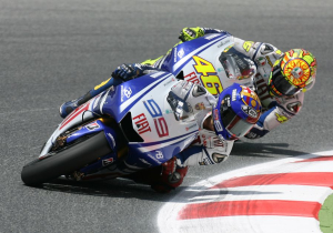 The greatest last lap battle in motorsport history?