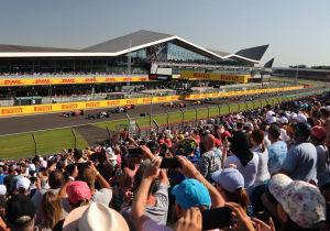 Internationale media zagen crash Verstappen al aankomen: 'Was een kwestie van tijd'