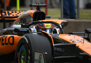 BOTH McLaren cars in top 3 in CRAZY Silverstone qualifying as Max on pole again