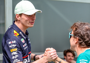 Alonso pone PRECIO a los consejos para Verstappen sobre Mercedes