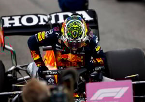 Verstappen's "smoking gun" as Mercedes roll with the punches - GPFans F1 Recap