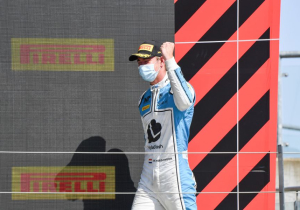 Verschoor analyseert eerste seizoenshelft: "Geleerd een completere coureur te worden"