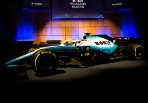 Williams arrive late for F1 testing after FW42 delay