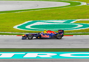 FIA announce Bahrain Grand Prix change after bollard mayhem