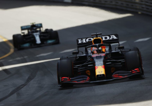 Horner: "Fenomenale prestatie Verstappen, zeldzame off-day Mercedes"