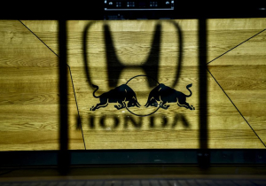 Overwinning Verstappen belangrijk voor Honda: 'Dacht dat het betekenisloos zou zijn'