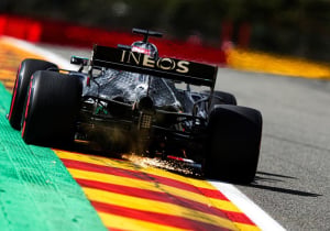 Derde vrije training Grand Prix België: Hamilton aan kop, Verstappen vast in verkeer