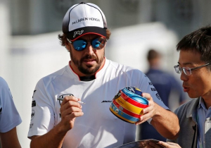 Alonso merkt effecten van ouder worden: "Potje voetbal geen goed plan meer"