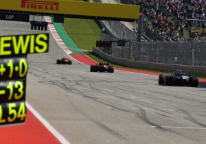 Hamilton over gevecht met Verstappen: "Als het Max is, geef je veel ruimte"