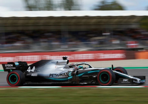 Hamilton batters Bottas in Barcelona, Ferrari fail again