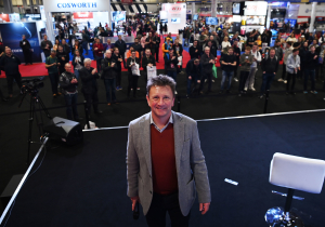 McNish waarschuwt: "Coureurs moeten 'gecontroleerd en gestuurd' worden"