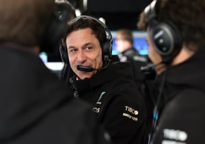 Mercedes 'beginning to flirt' with W13 - Wolff